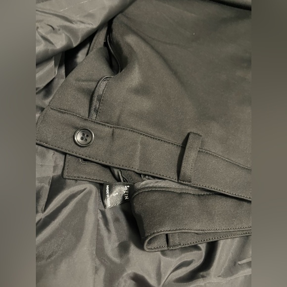 All black suit size small from SHEIN never worn only tried on - Picture 4 of 6